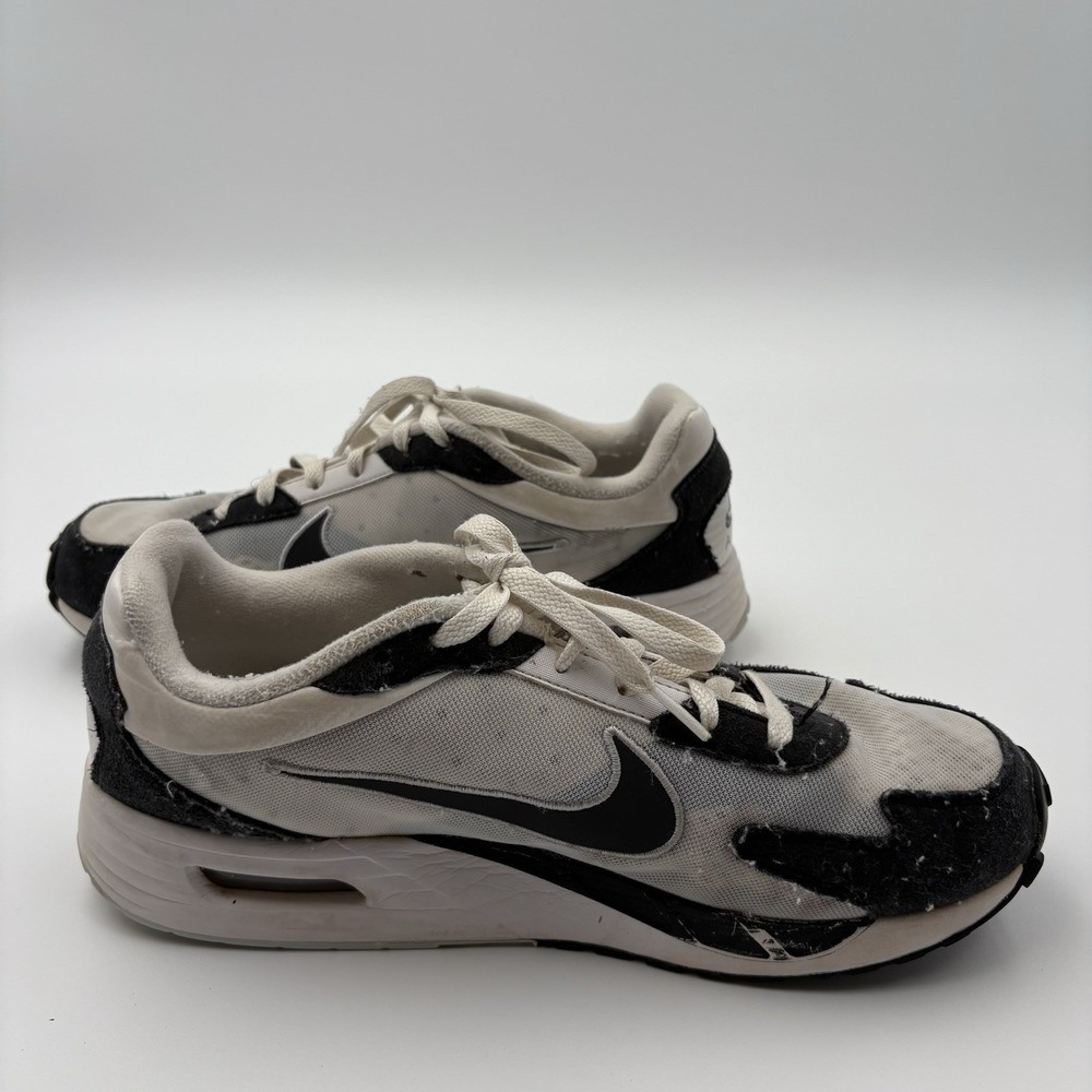 Nike Air Max Solo White Black Men Size 10 Mesh Athletic Running Shoes DX3666-100